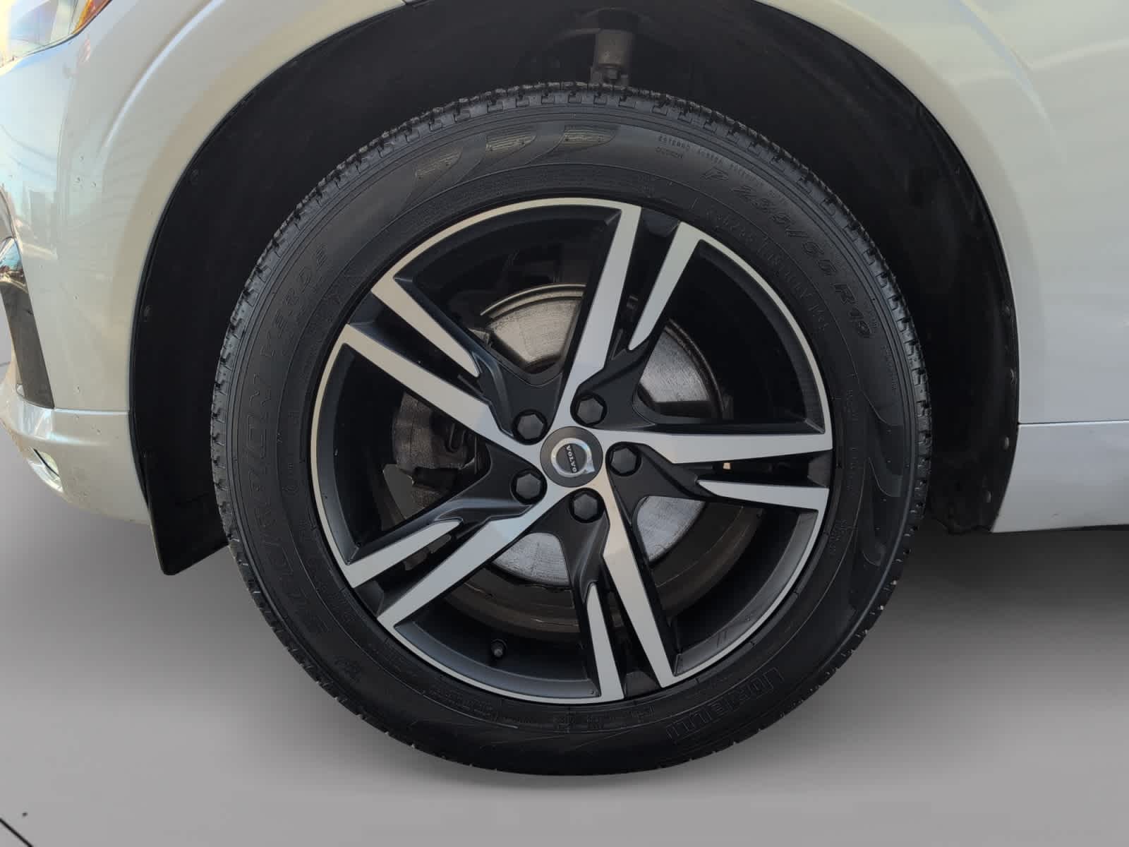 used 2020 Volvo XC60 car, priced at $22,998