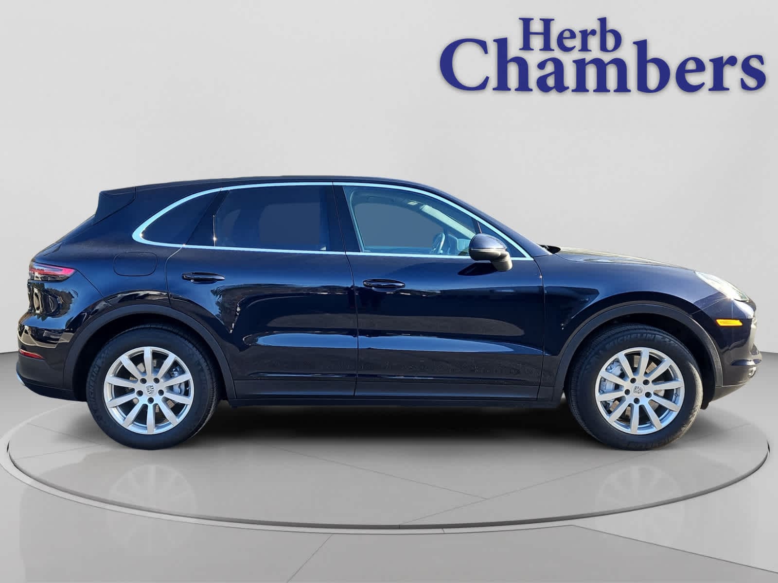 used 2022 Porsche Cayenne car, priced at $42,998