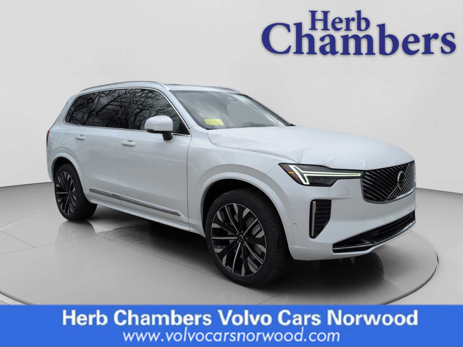 new 2026 Volvo XC90 plug-in hybrid car, priced at $81,955