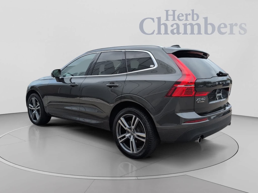 Used 2020 Volvo XC60 T5 Momentum SUV
