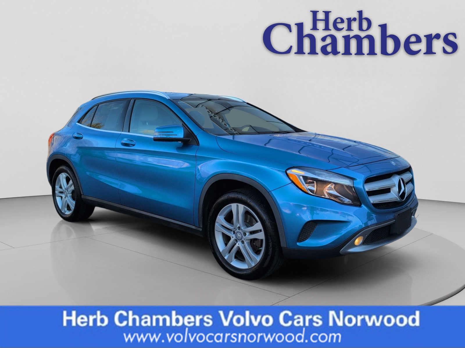 2016 Mercedes-Benz GLA-Class GLA250's photo