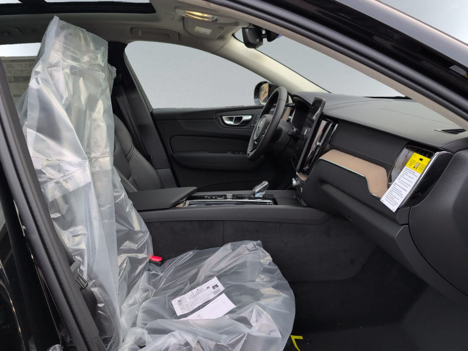 new 2026 Volvo XC60 car, priced at $63,935
