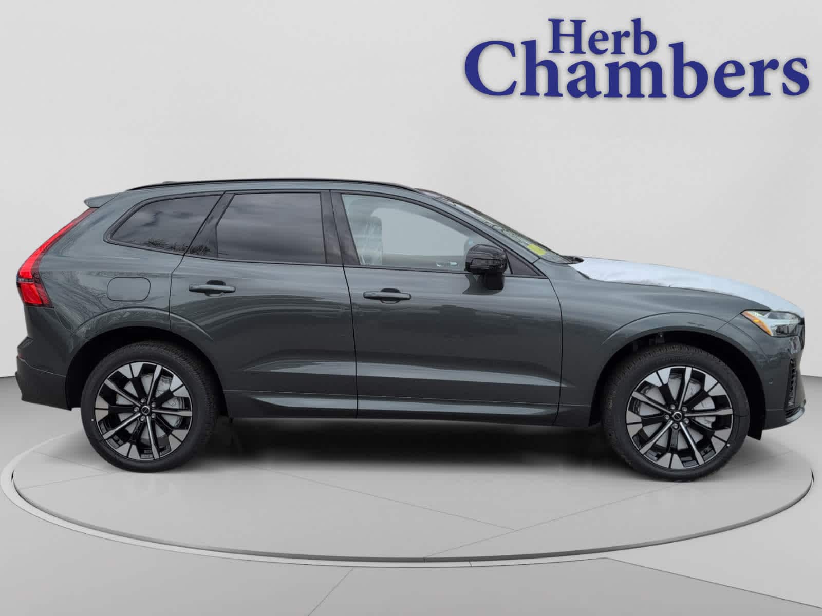 new 2026 Volvo XC60 plug-in hybrid car, priced at $70,620