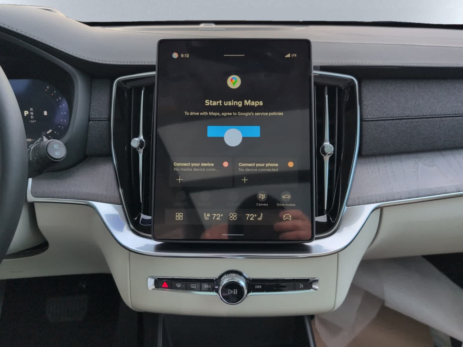 new 2026 Volvo XC90 car, priced at $75,270