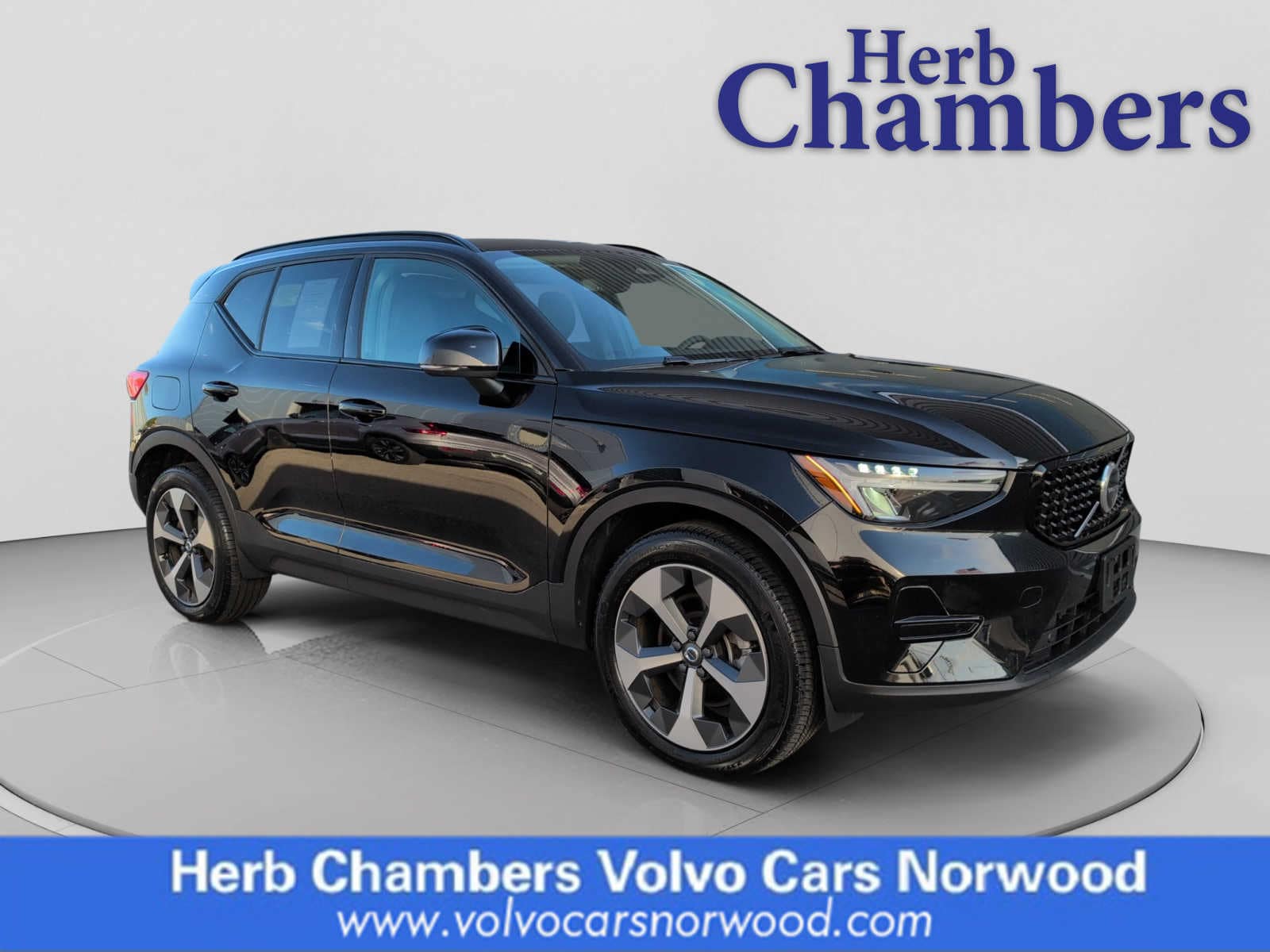 used 2024 Volvo XC40 car, priced at $31,998