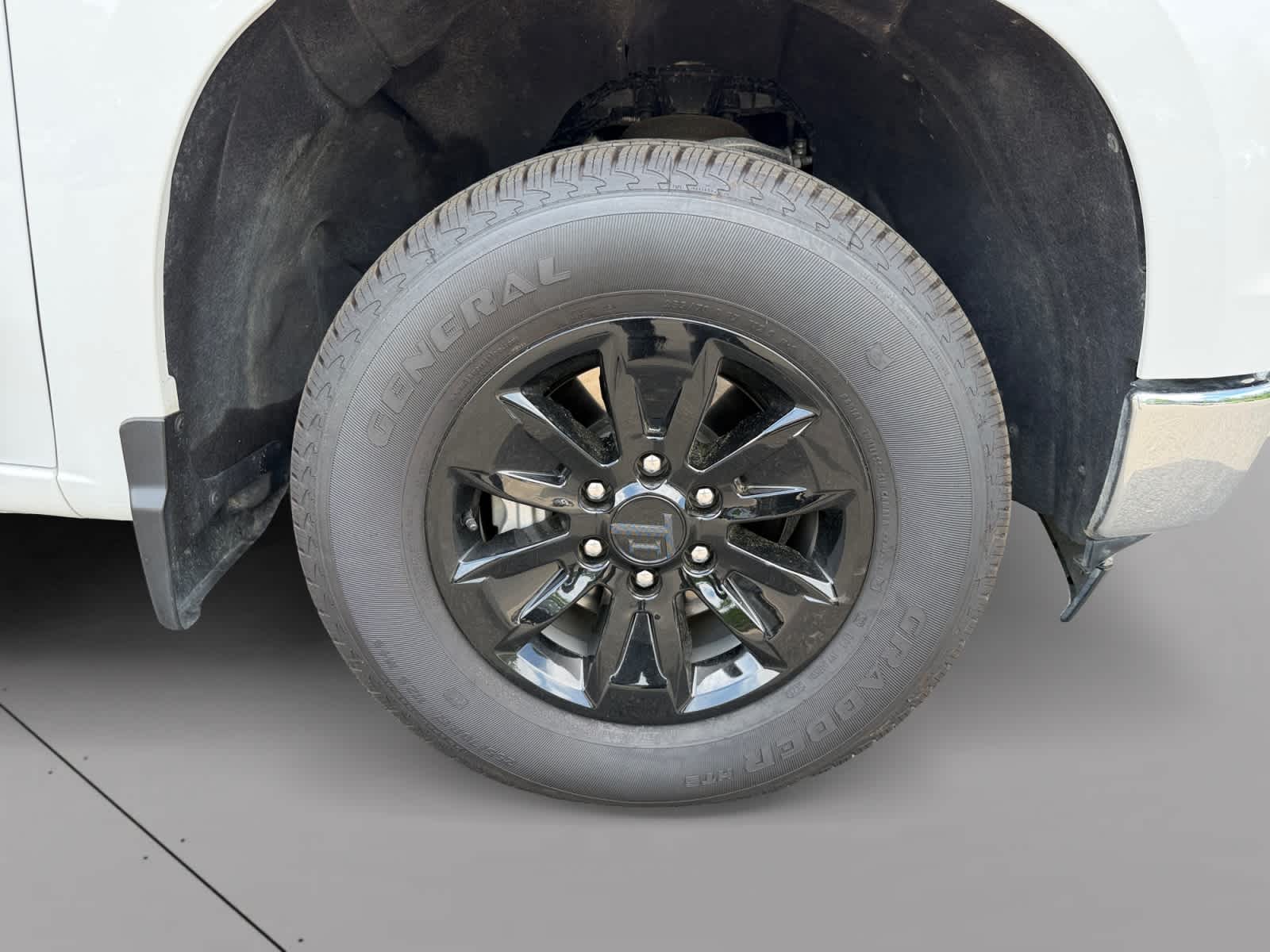 2025 Chevrolet Silverado 1500 LT - Photo 8