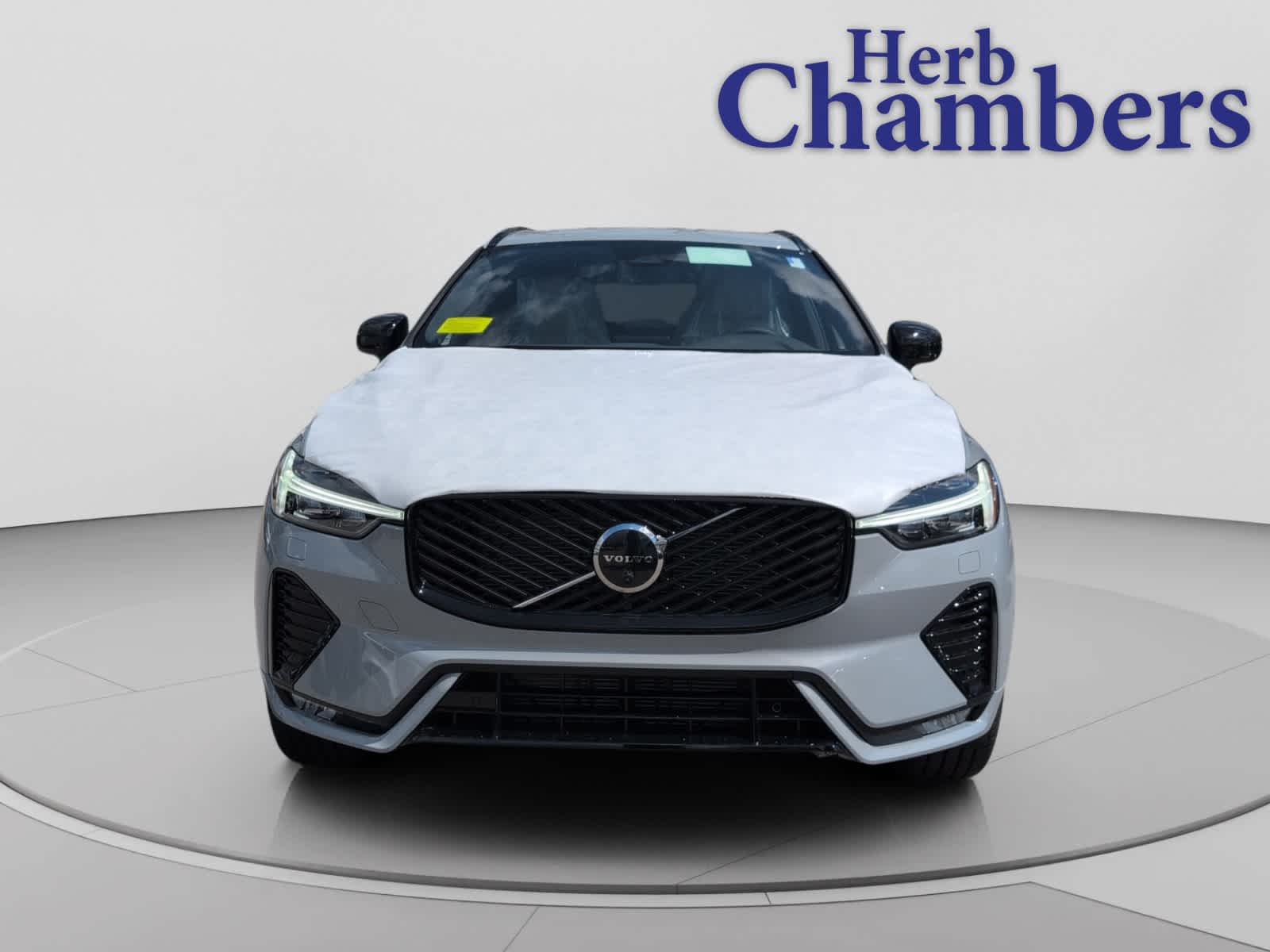 new 2026 Volvo XC60 car, priced at $57,720