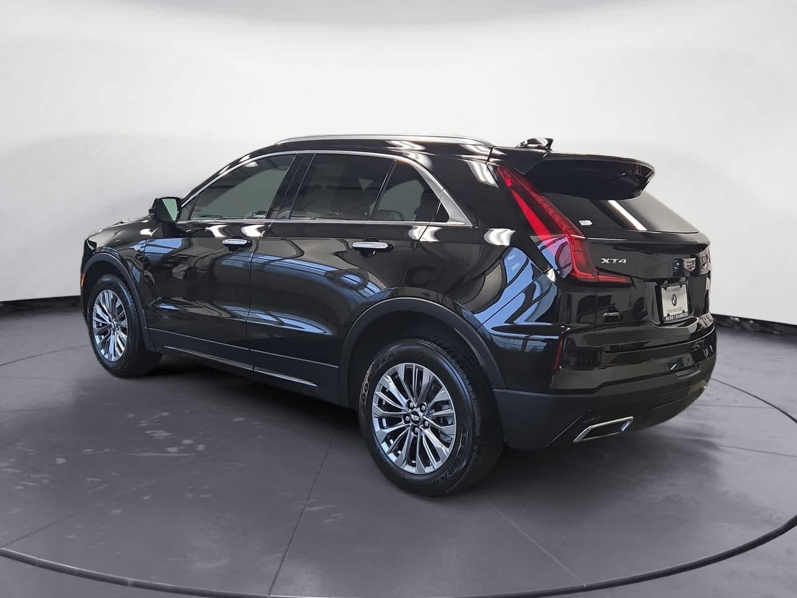 used 2024 Cadillac XT4 car, priced at $26,498