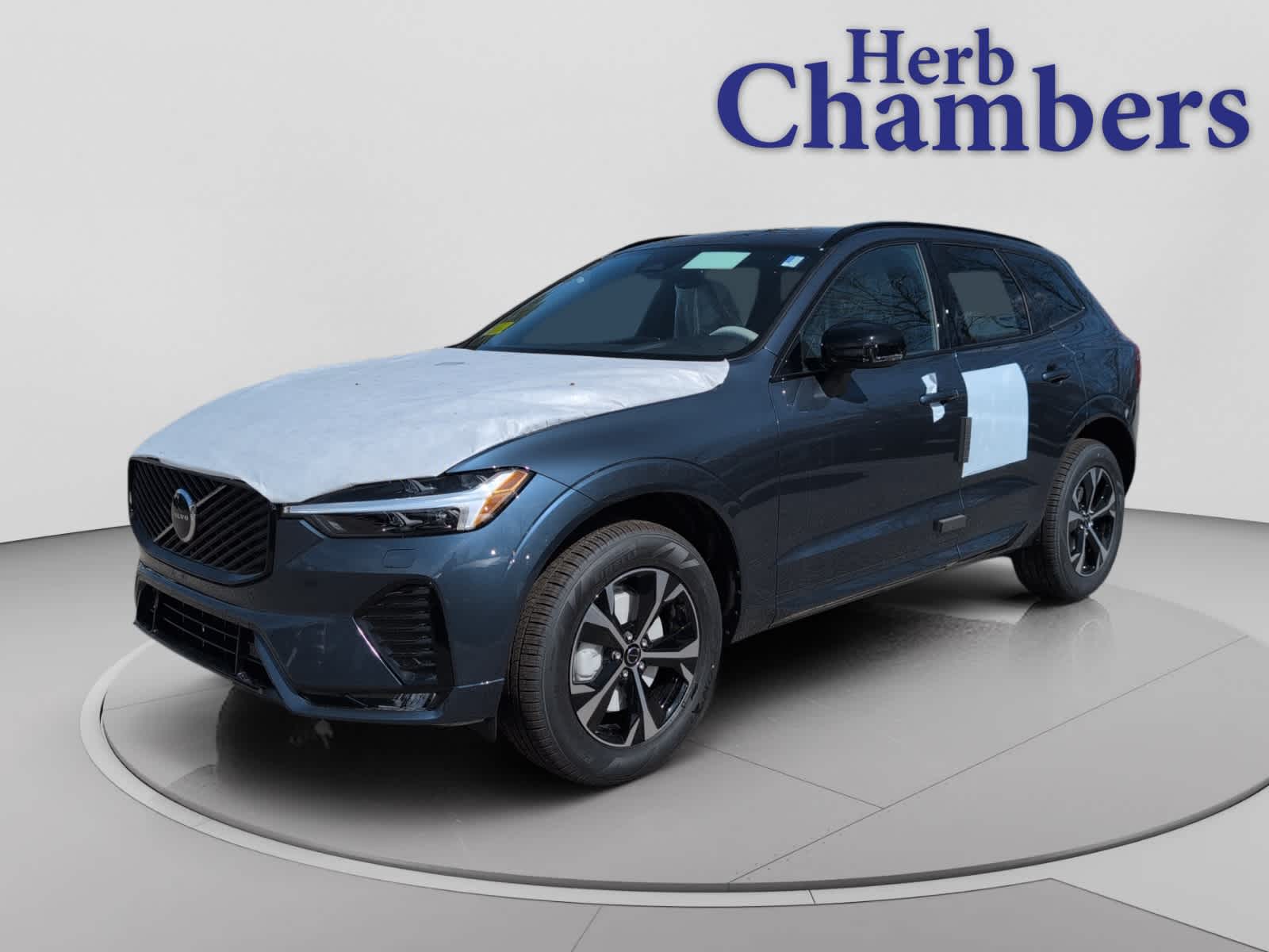 new 2026 Volvo XC60 car, priced at $52,670