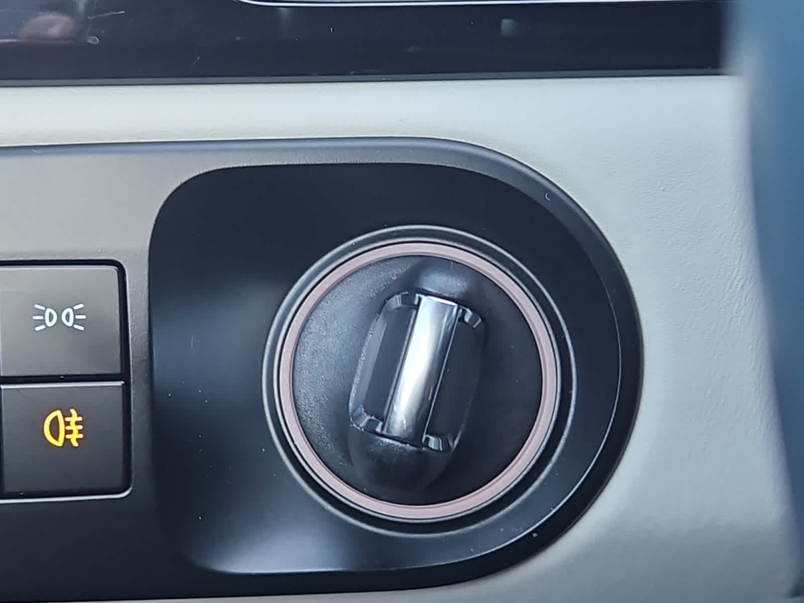 used 2022 Porsche Cayenne car, priced at $42,998