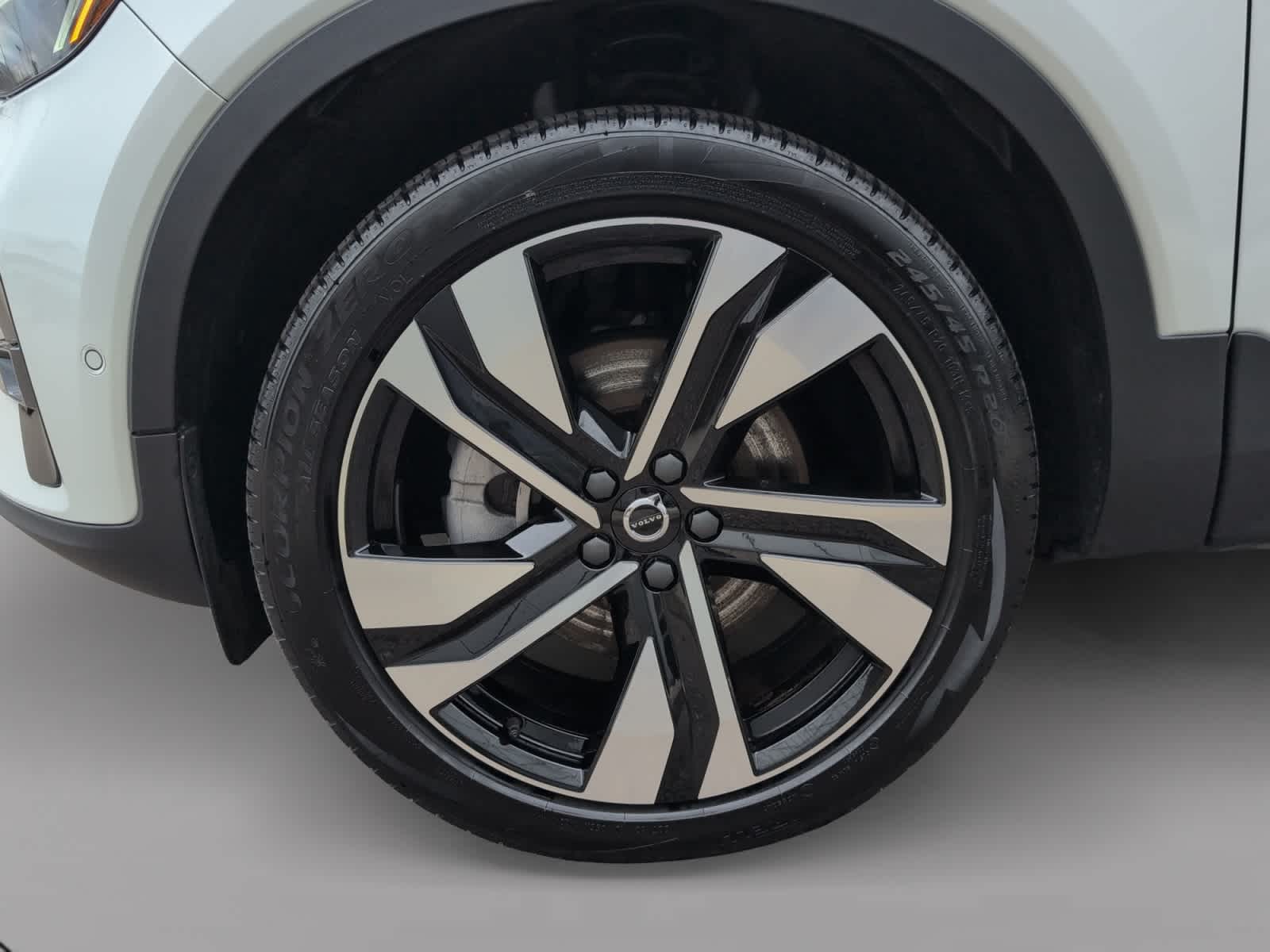 used 2024 Volvo XC40 car, priced at $33,998