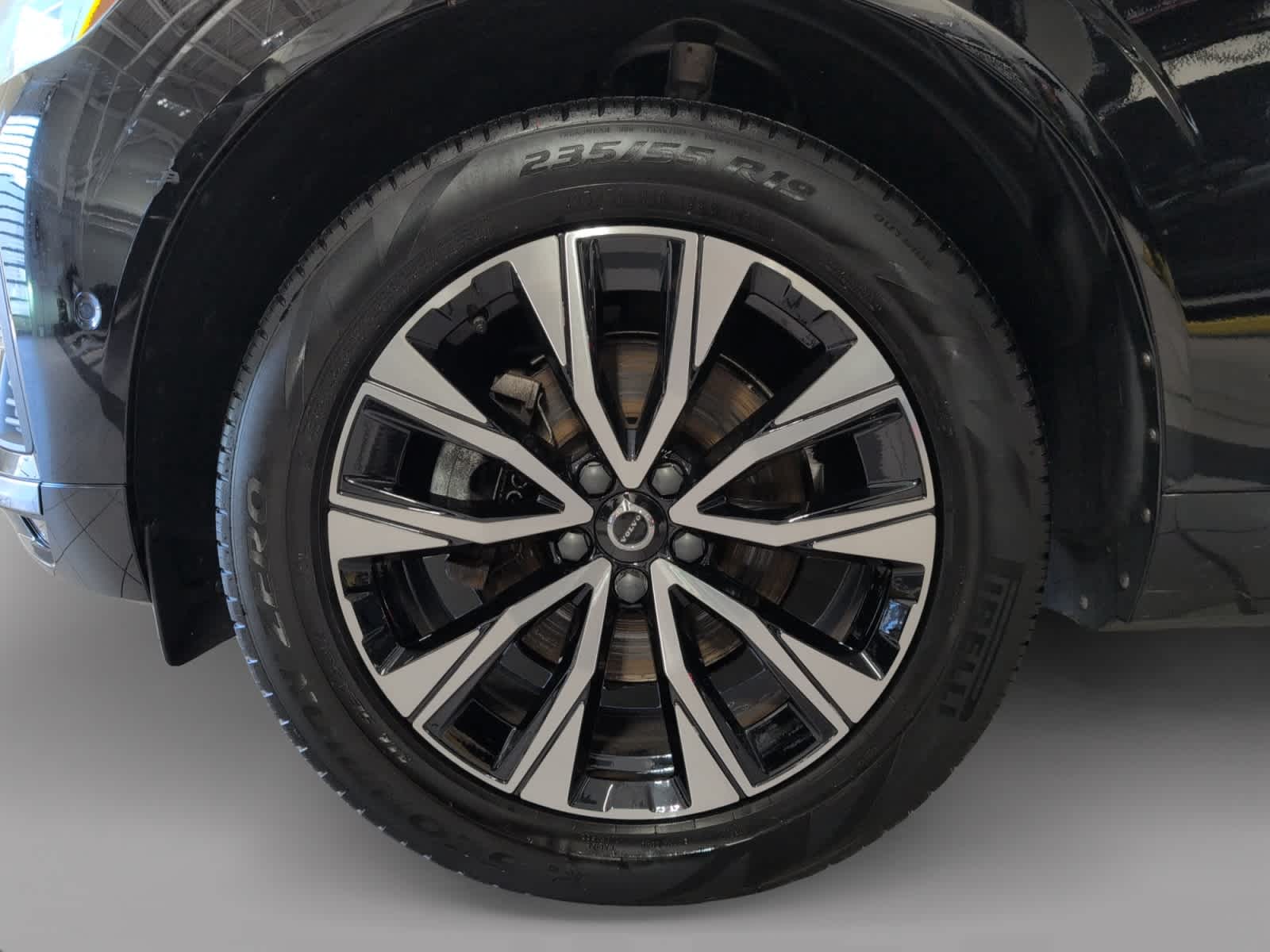 used 2023 Volvo XC60 car, priced at $29,998