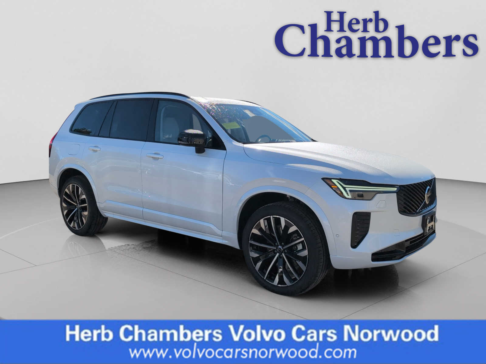 used 2026 Volvo XC90 car, priced at $75,530