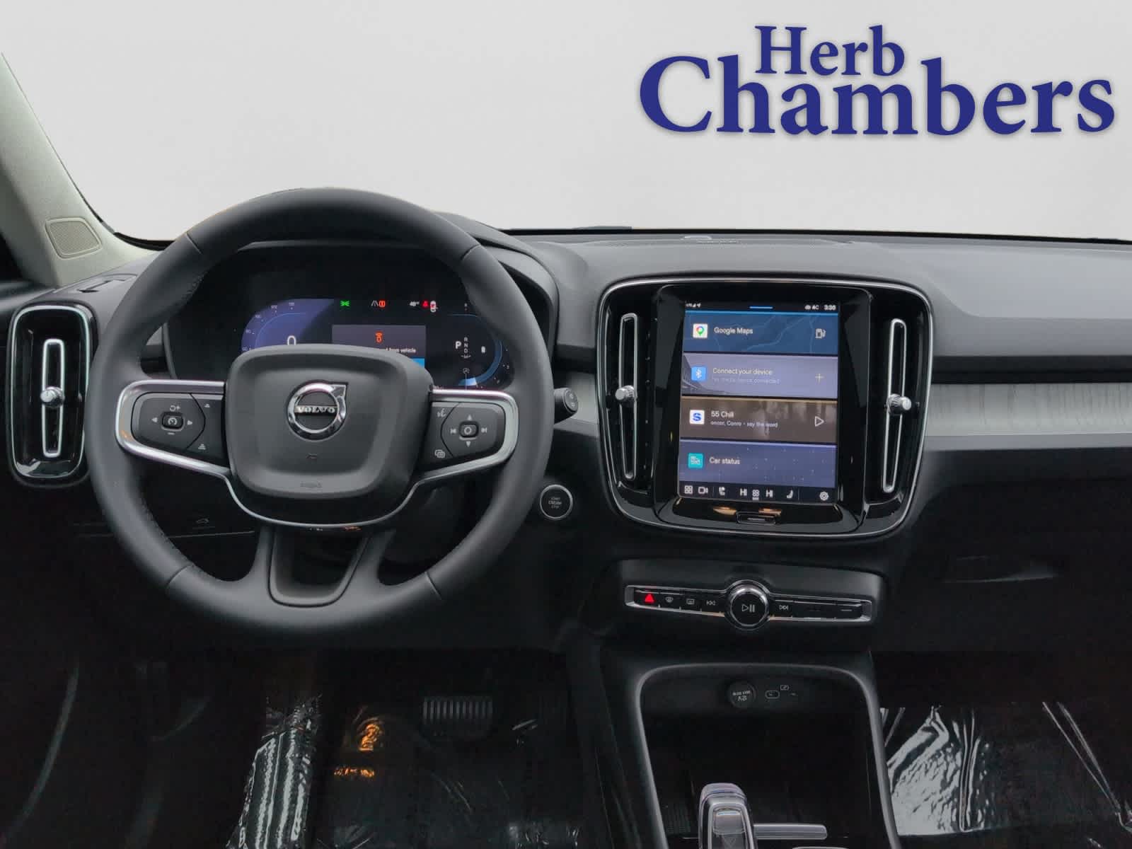 used 2024 Volvo XC40 car, priced at $33,998