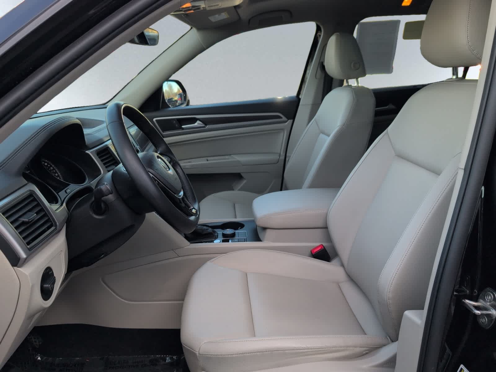 used 2020 Volkswagen Atlas car, priced at $20,998