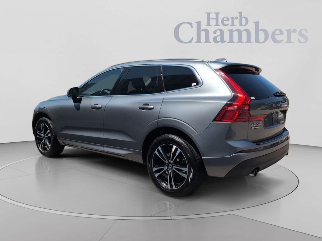Used 2020 Volvo XC60 T5 Momentum SUV