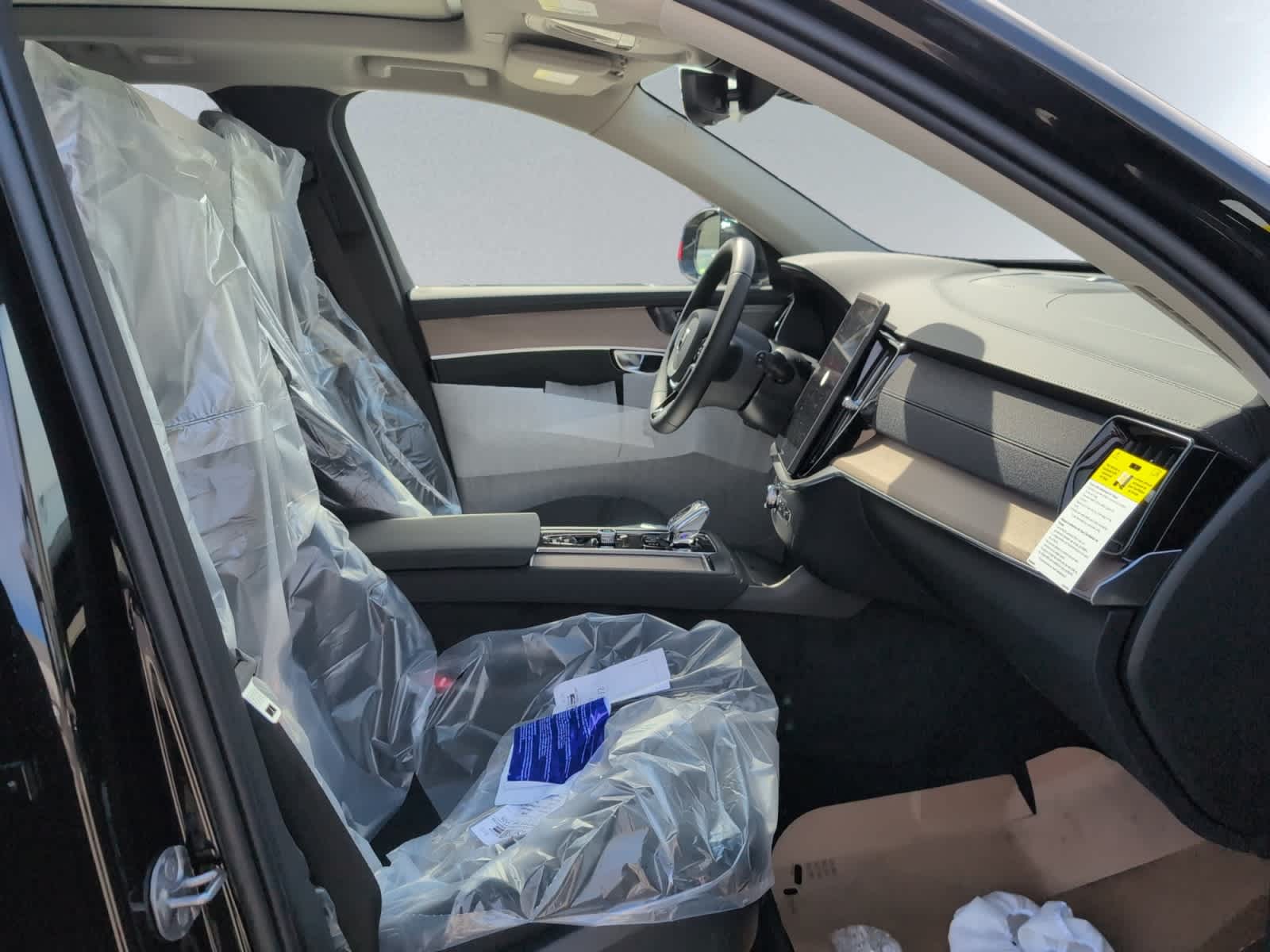 new 2026 Volvo XC90 car, priced at $71,825