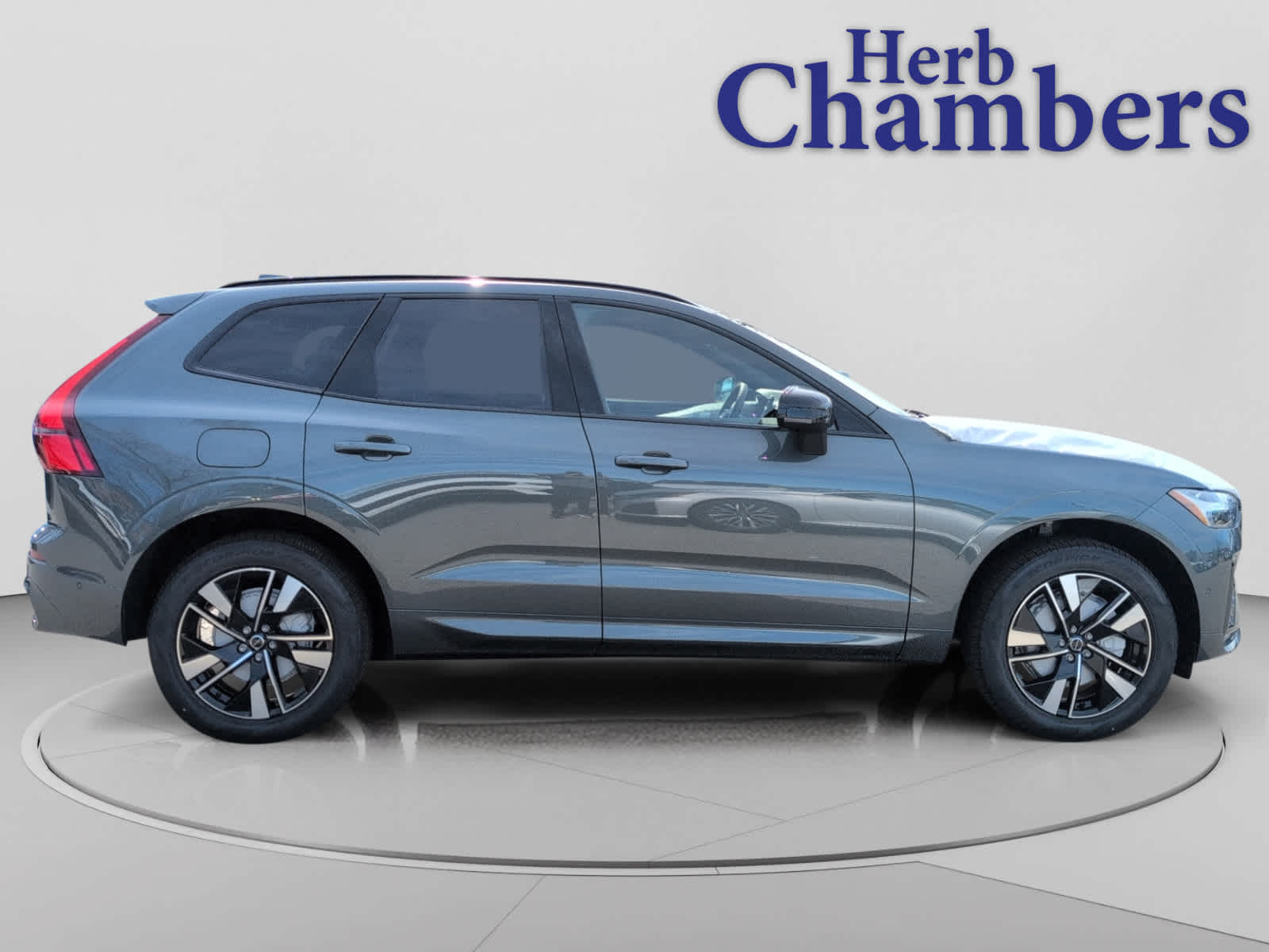 new 2026 Volvo XC60 car, priced at $58,520
