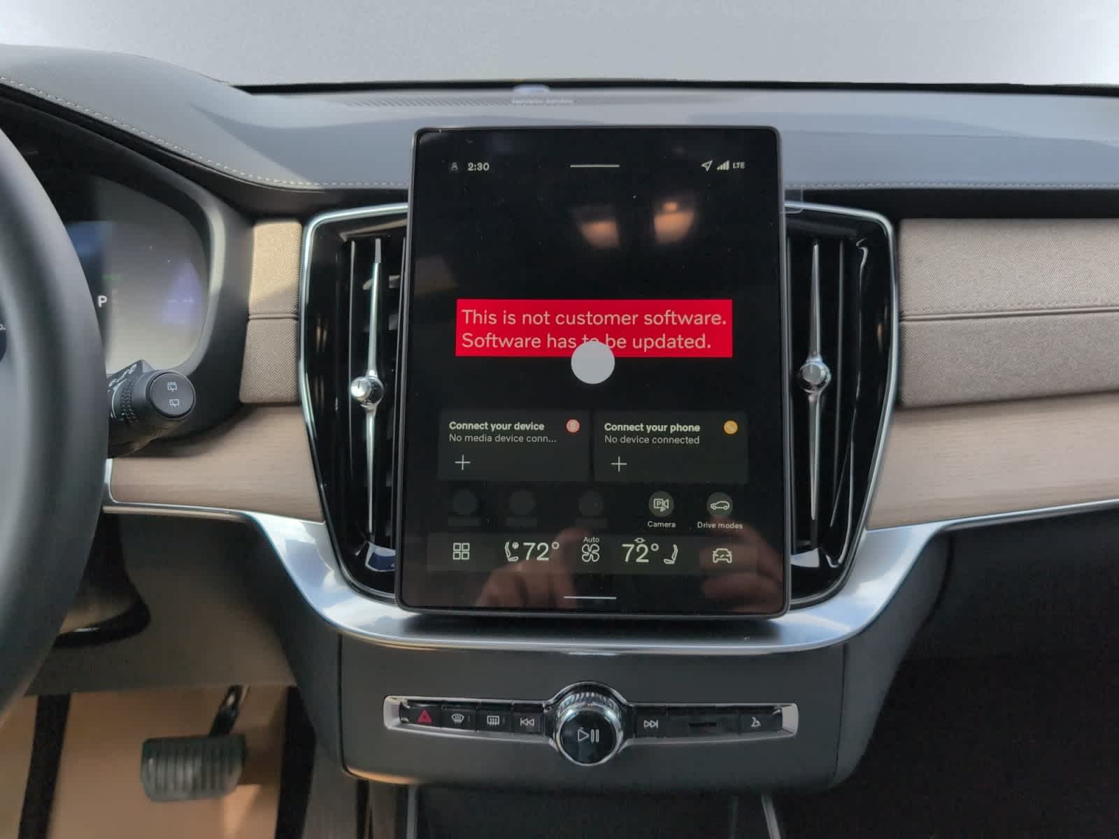 new 2026 Volvo XC90 plug-in hybrid car, priced at $82,455
