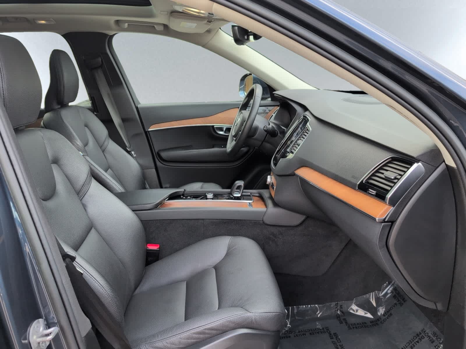 used 2023 Volvo XC90 car, priced at $44,998