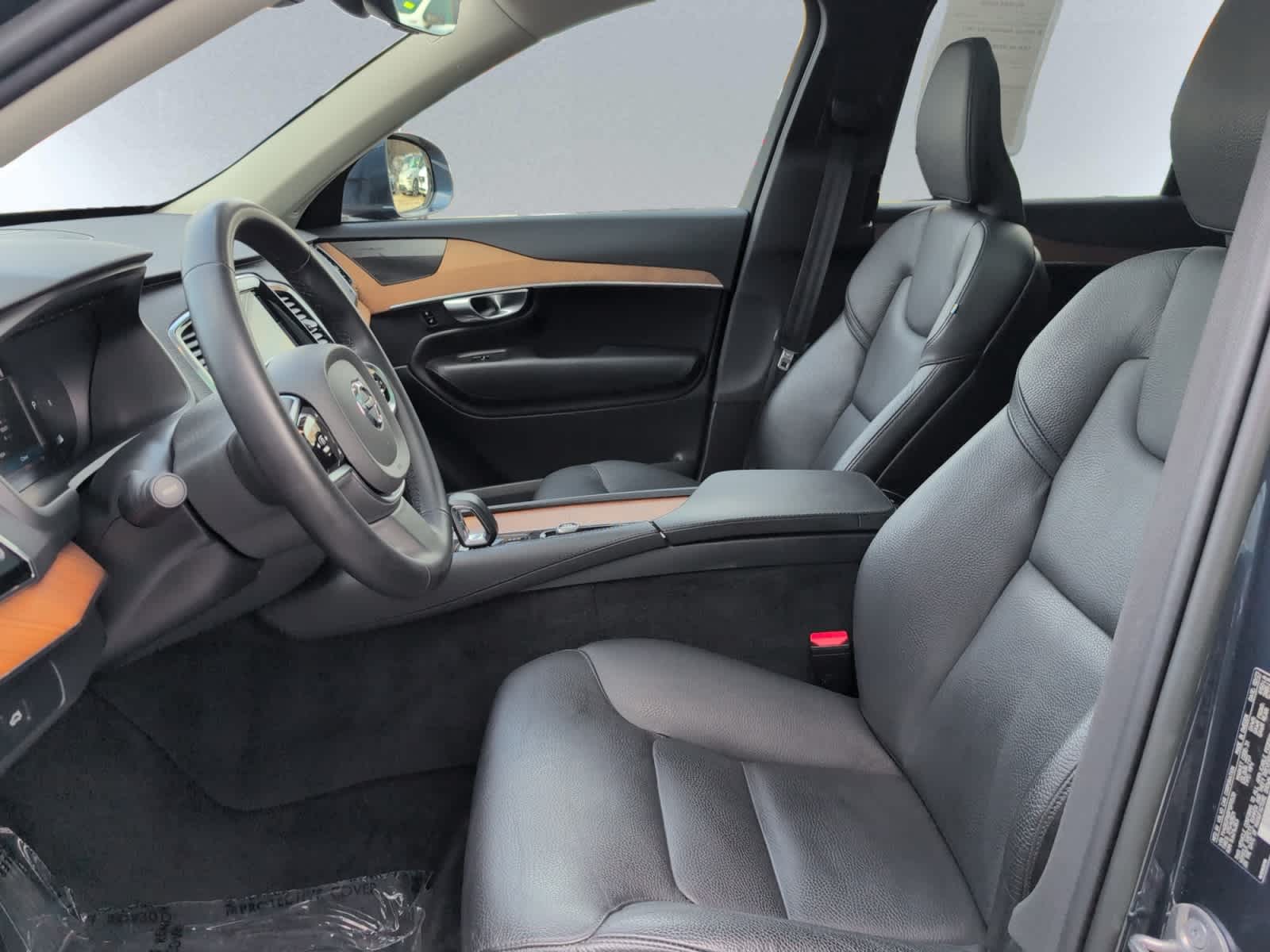 used 2023 Volvo XC90 car, priced at $44,998