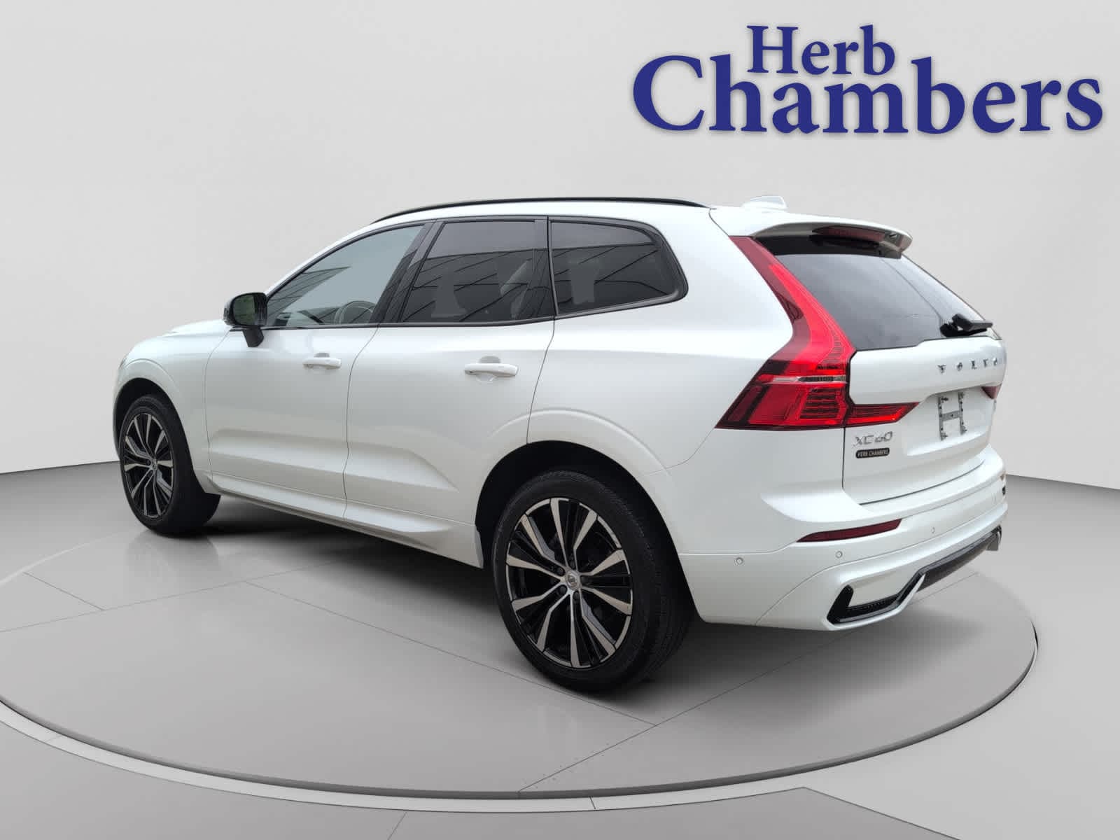 used 2024 Volvo XC60 car, priced at $36,998