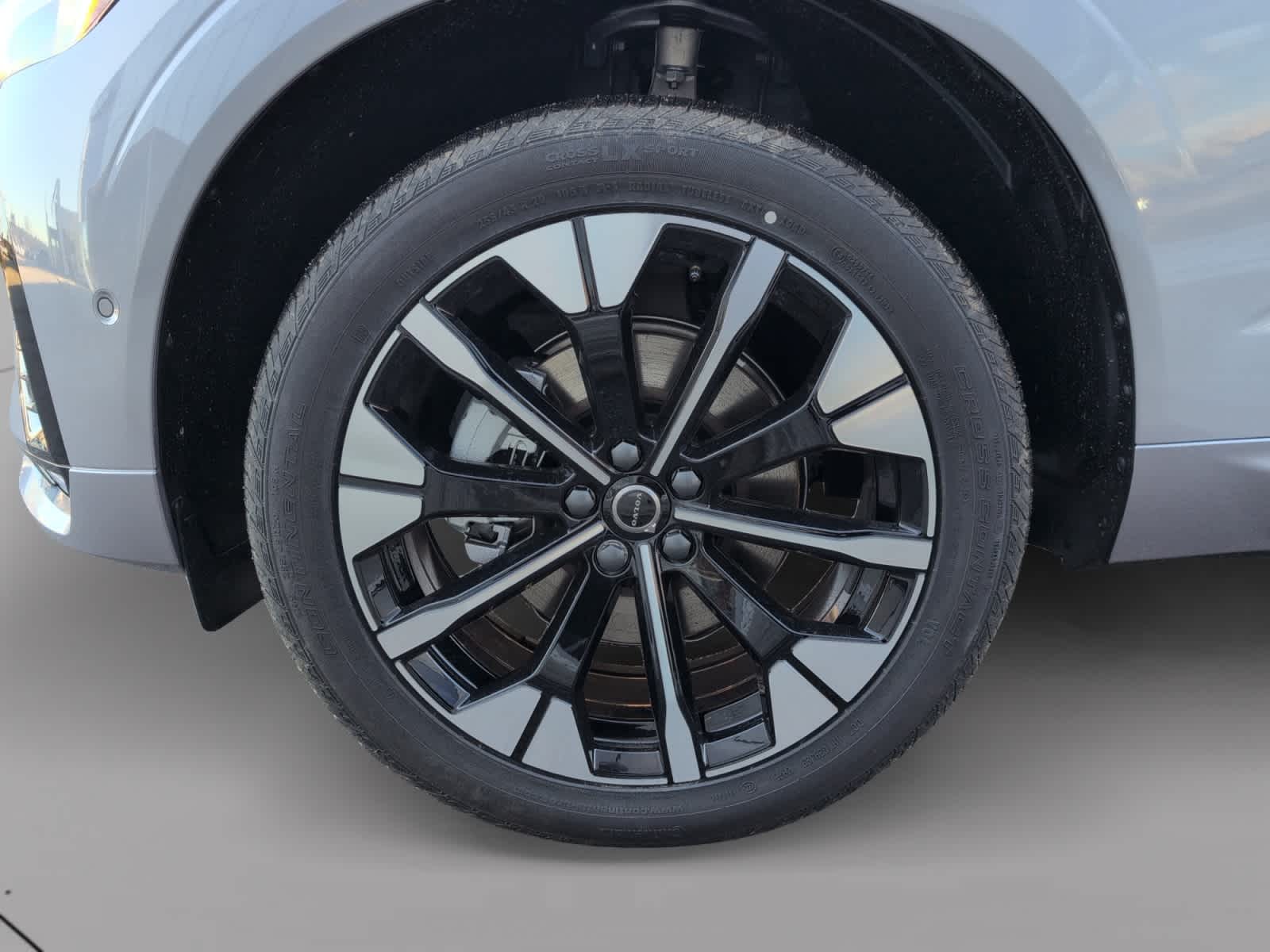 new 2026 Volvo XC60 car, priced at $57,985