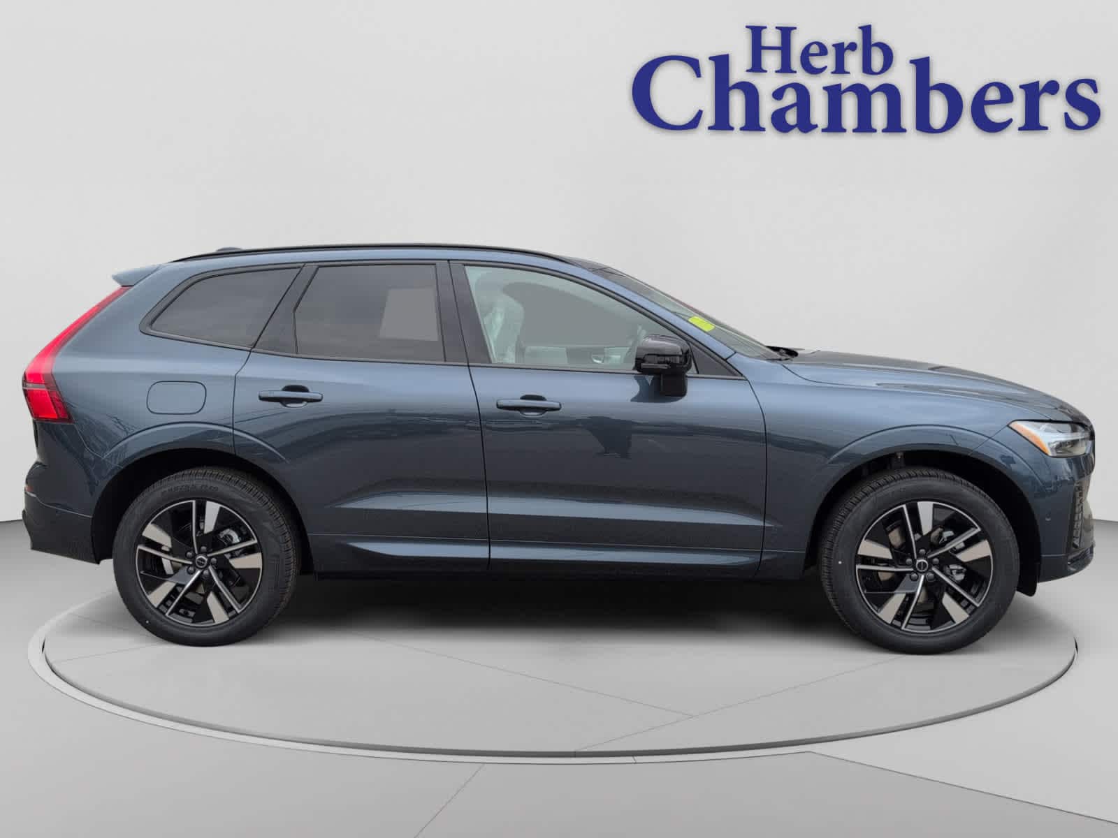 new 2026 Volvo XC60 car, priced at $58,490