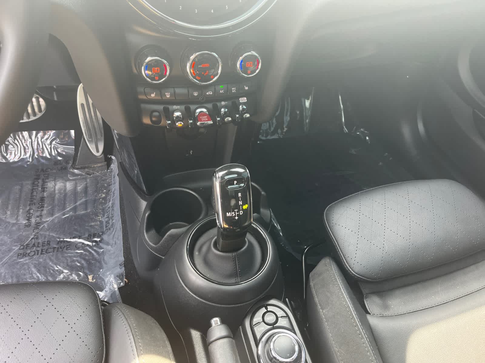 used 2024 MINI Hardtop 2 Door car, priced at $29,998