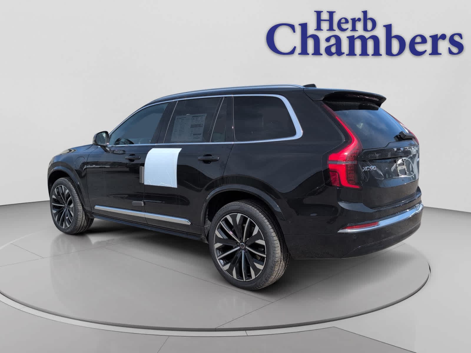 new 2026 Volvo XC90 plug-in hybrid car, priced at $81,570