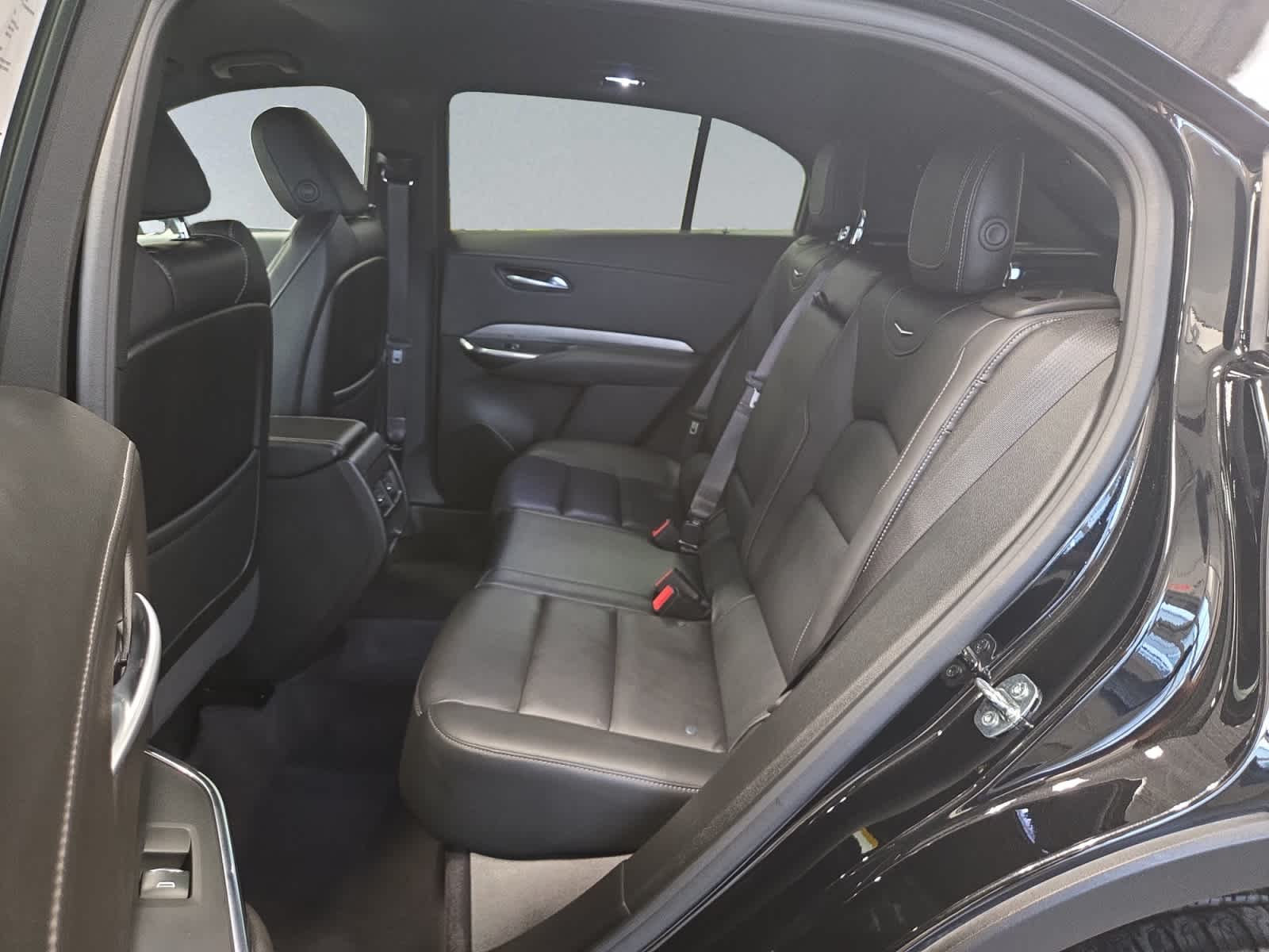 2024 Cadillac XT4 Premium Luxury - Photo 36