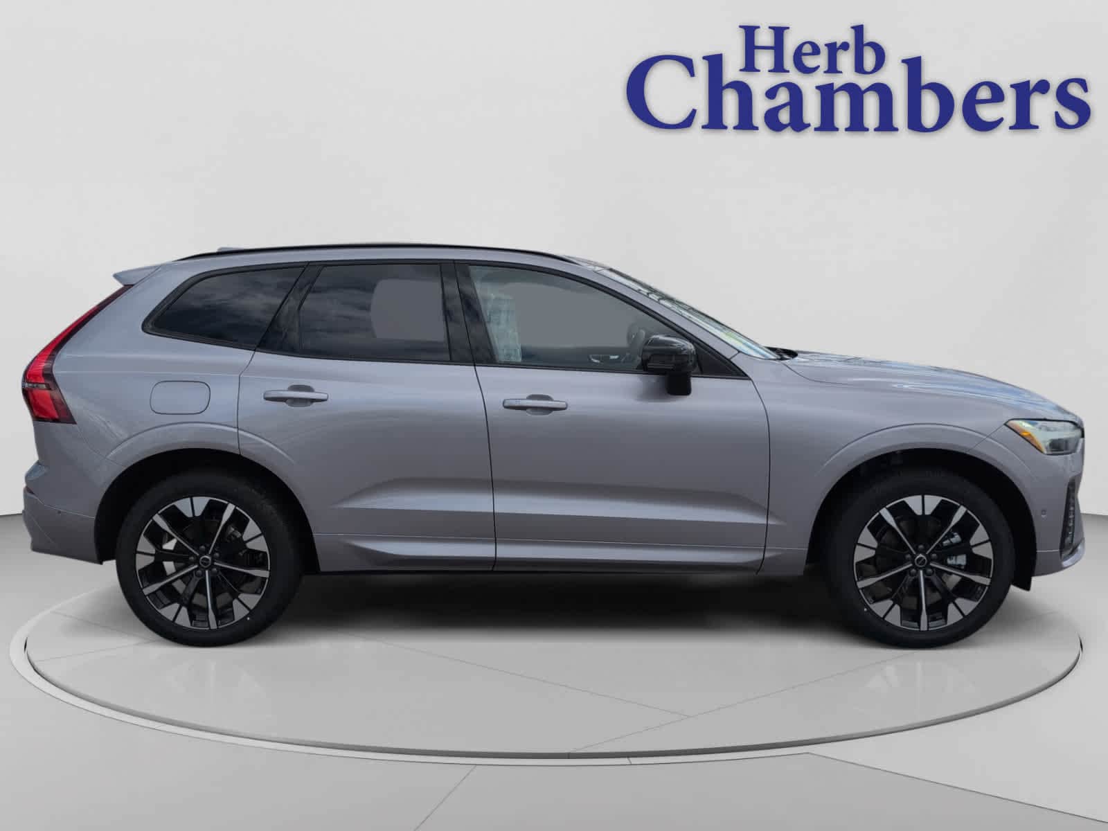 new 2026 Volvo XC60 car, priced at $58,135