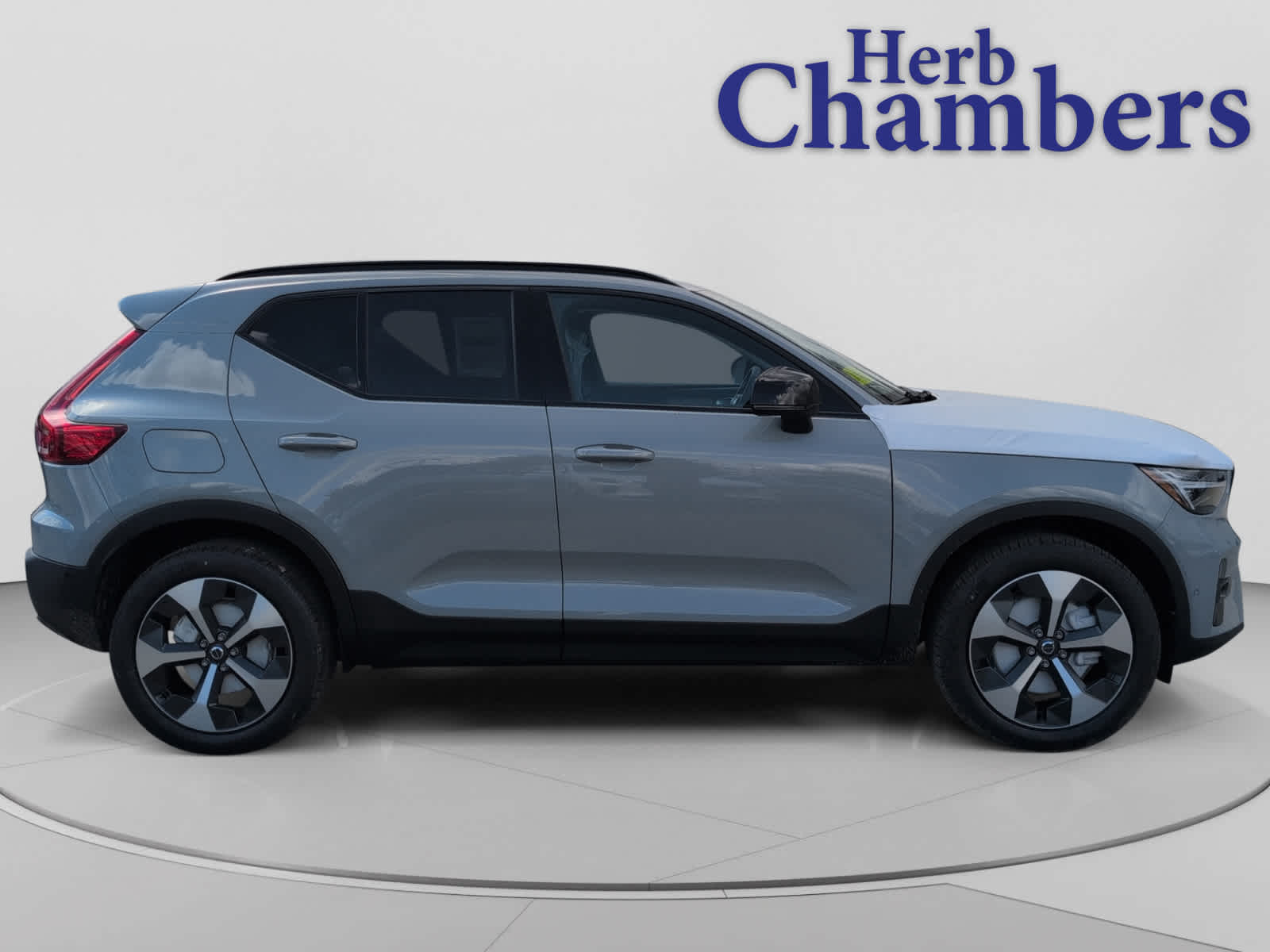 new 2026 Volvo XC40 car, priced at $50,035