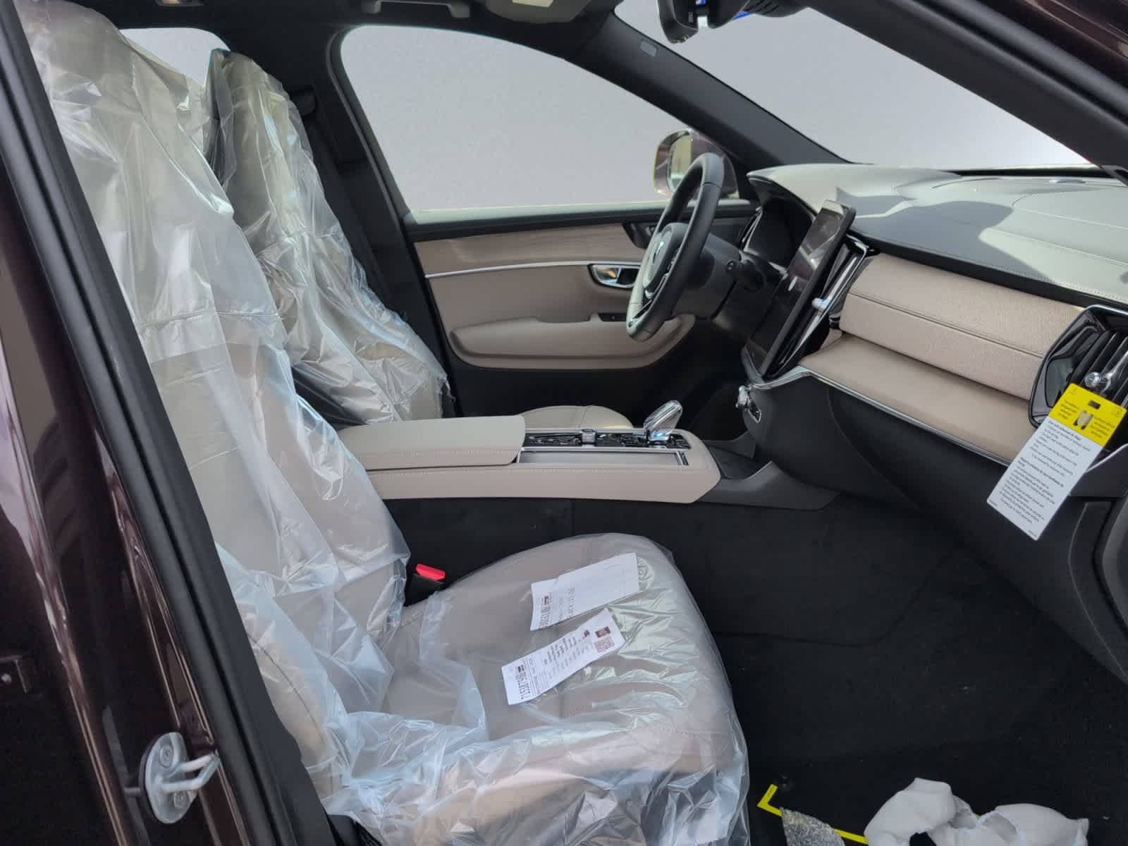 new 2026 Volvo XC90 plug-in hybrid car, priced at $82,455