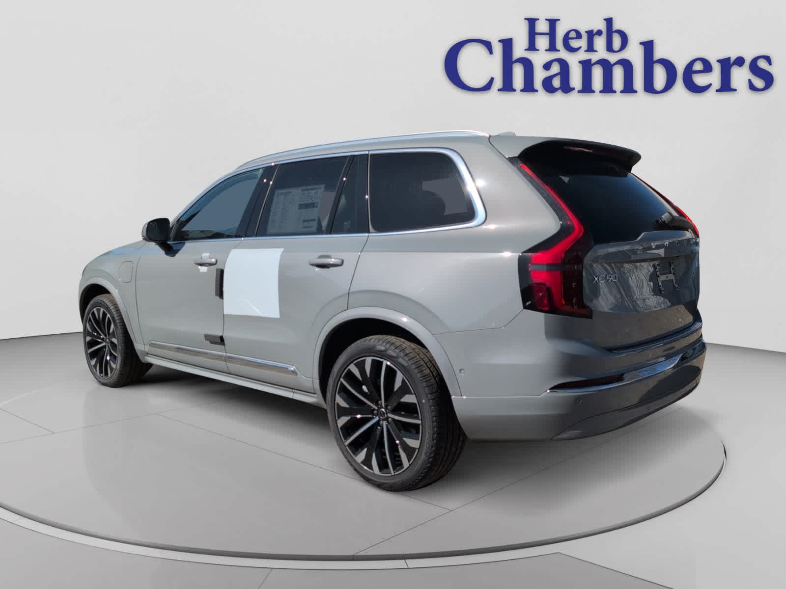 new 2026 Volvo XC90 plug-in hybrid car, priced at $85,745