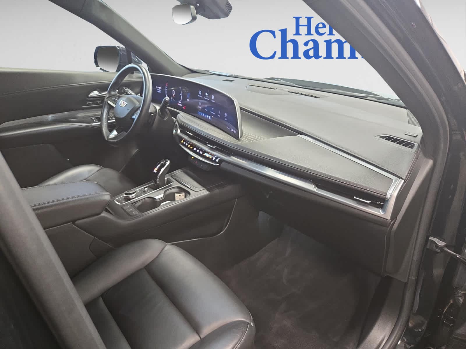 used 2024 Cadillac XT4 car, priced at $26,498