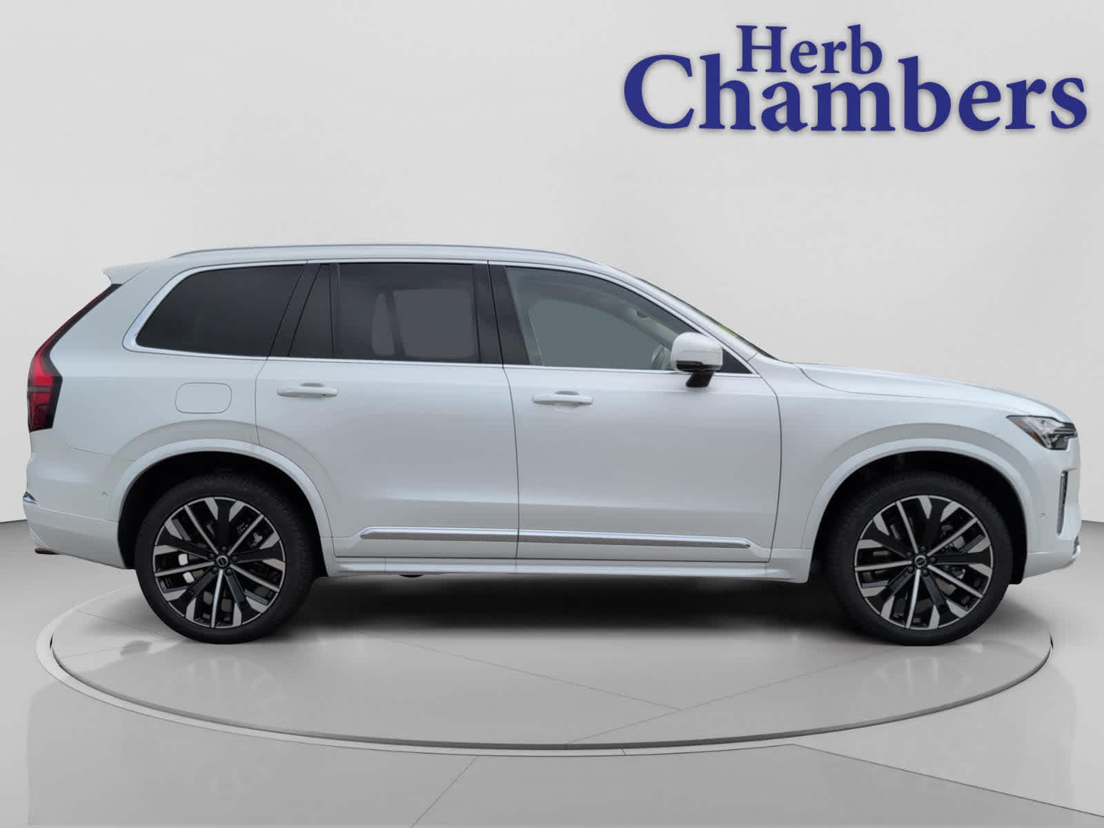 used 2026 Volvo XC90 plug-in hybrid car, priced at $85,625
