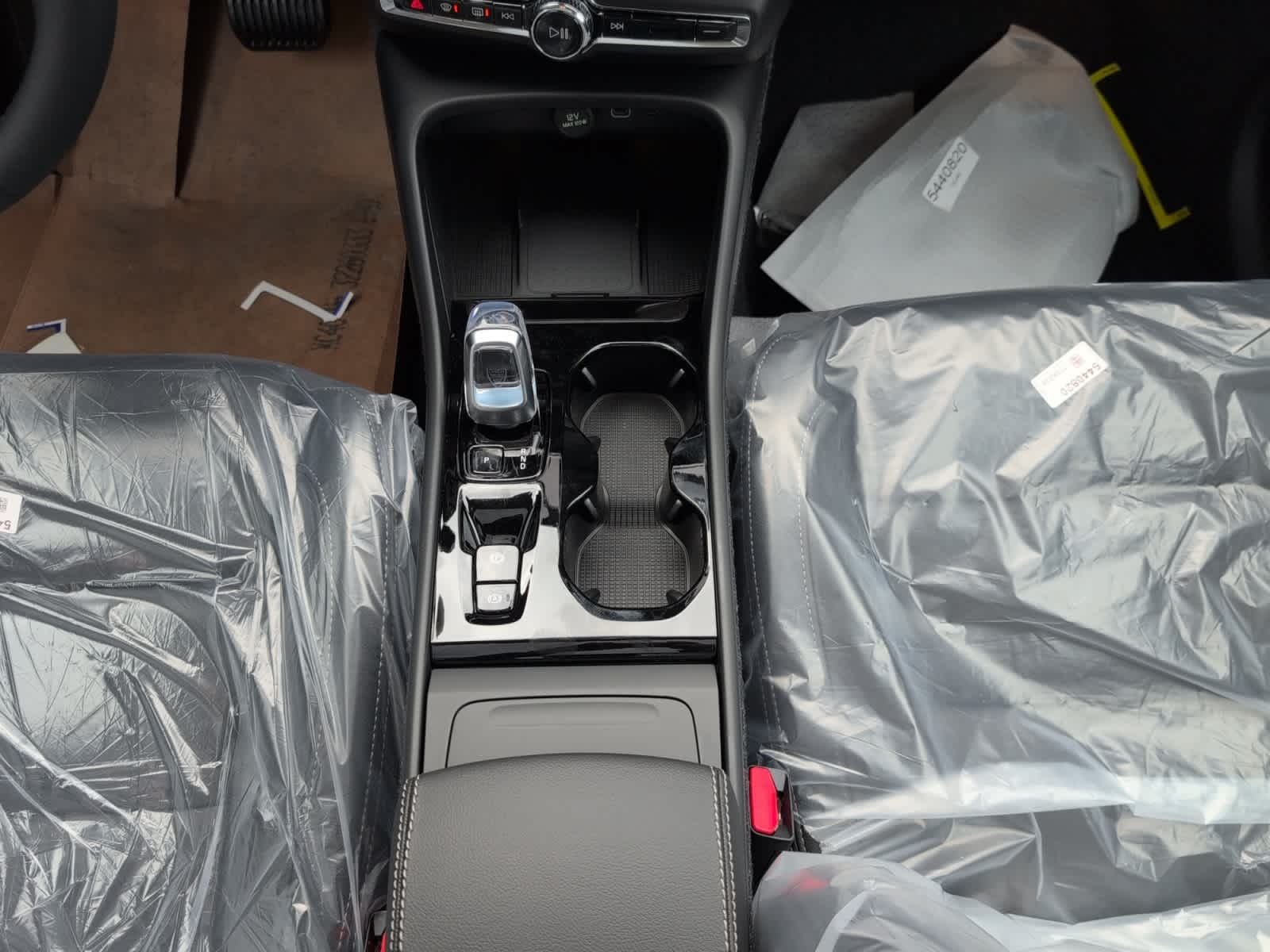 used 2026 Volvo XC40 car, priced at $50,150