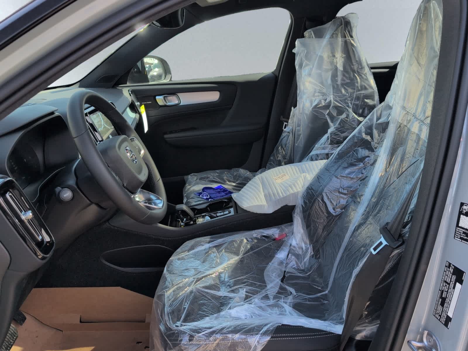 new 2026 Volvo XC40 car, priced at $54,960