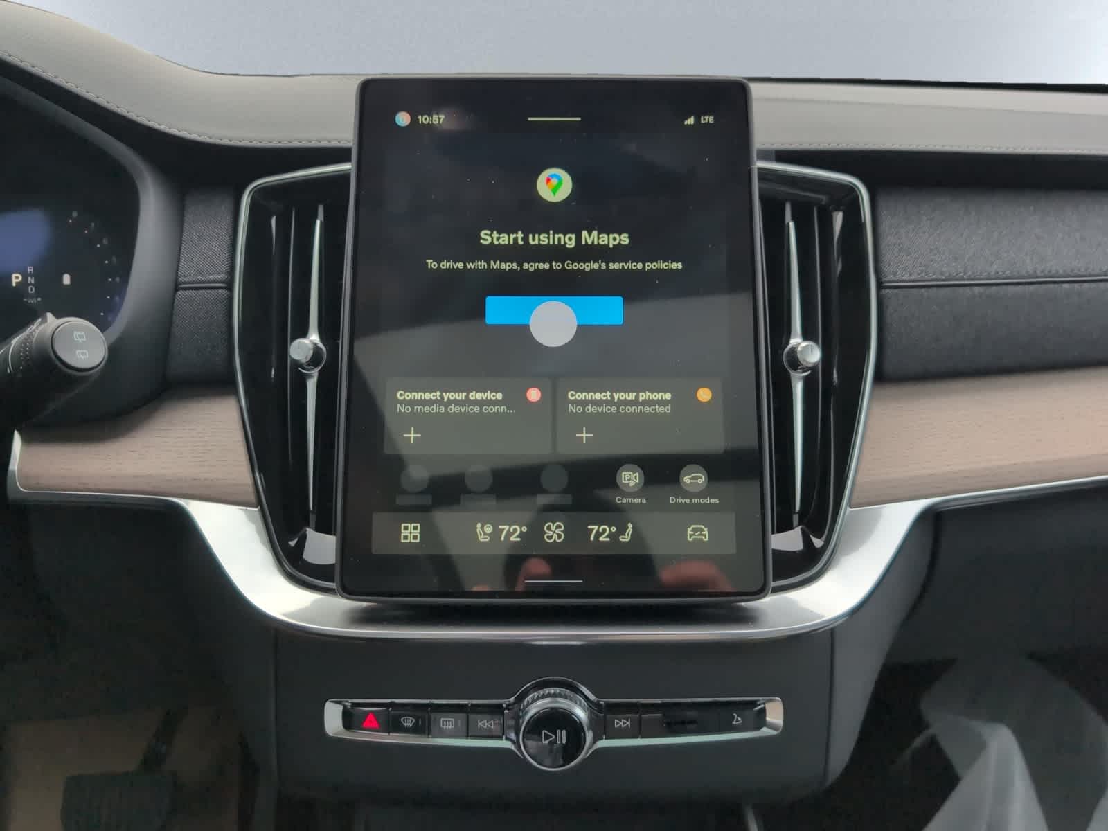 new 2026 Volvo XC90 car, priced at $71,825