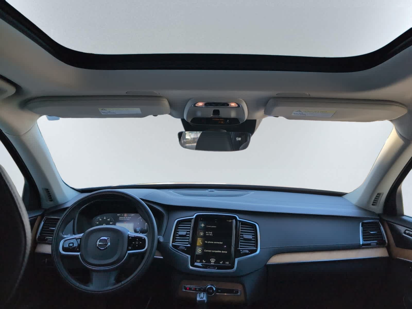 used 2020 Volvo XC90 car, priced at $33,998