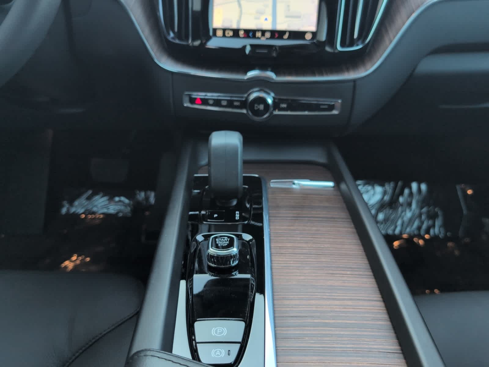 used 2023 Volvo XC60 car, priced at $33,998