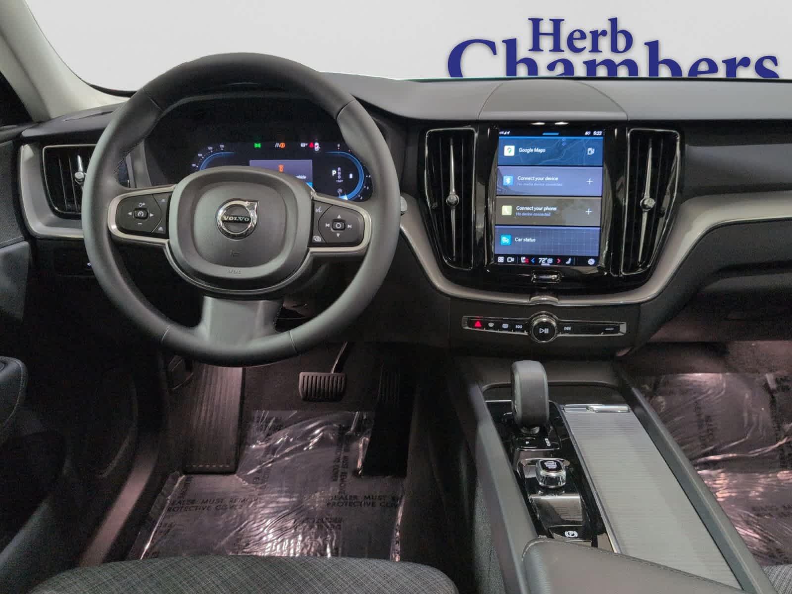 used 2023 Volvo XC60 car, priced at $27,998