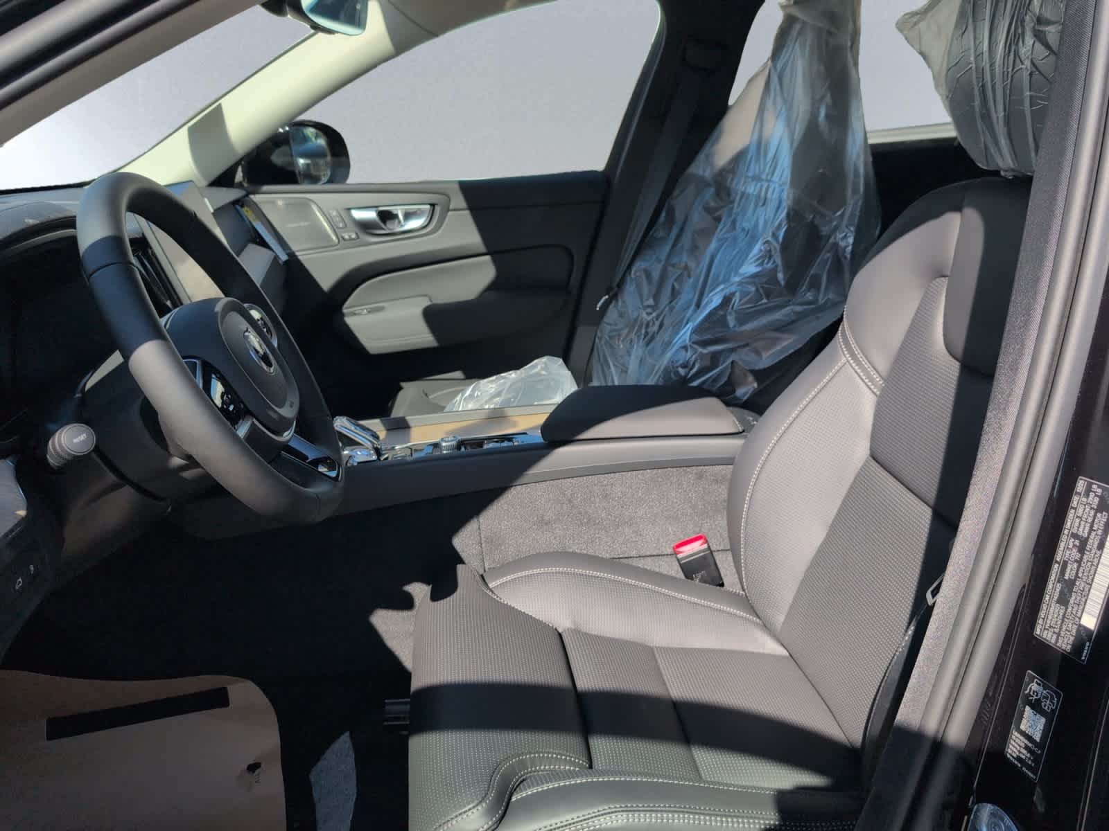 new 2026 Volvo XC60 plug-in hybrid car, priced at $74,935