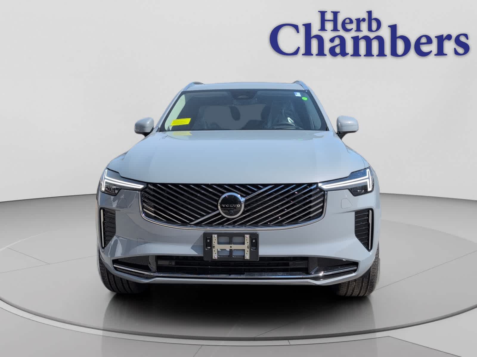 new 2026 Volvo XC90 car, priced at $75,270