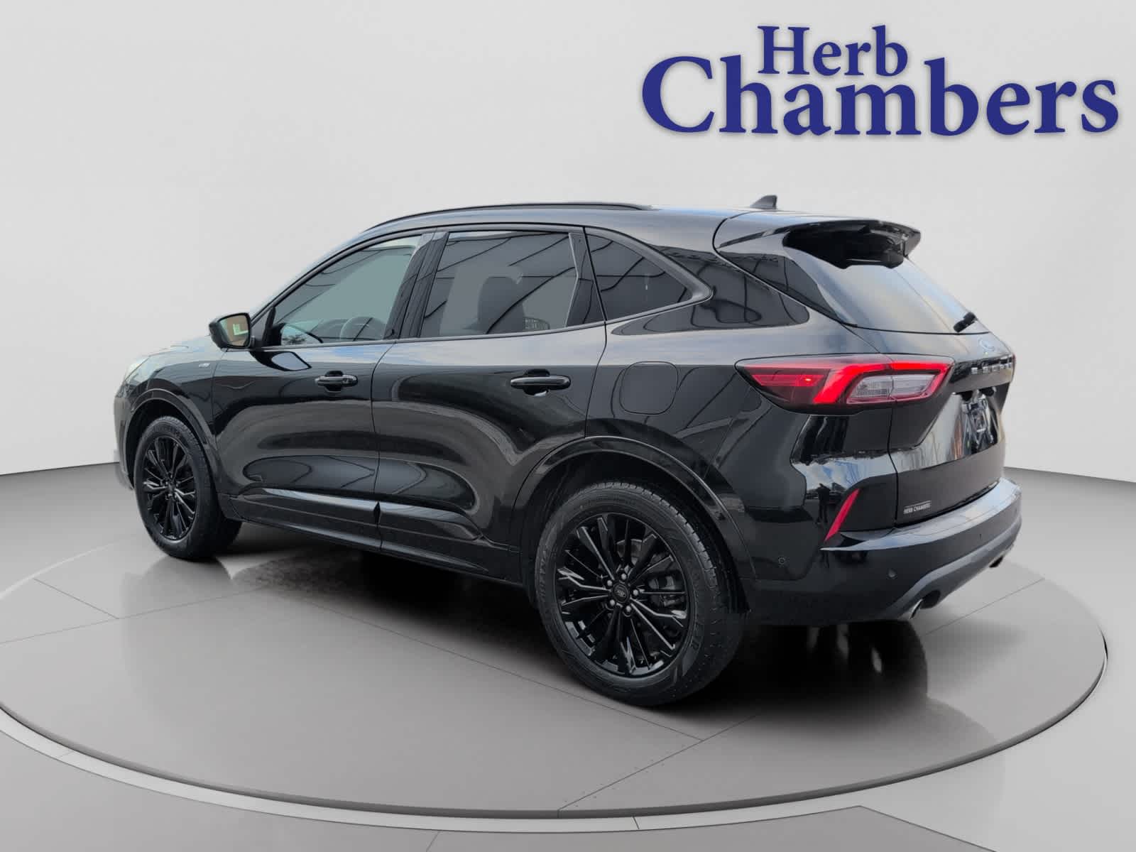 used 2023 Ford Escape car, priced at $24,998