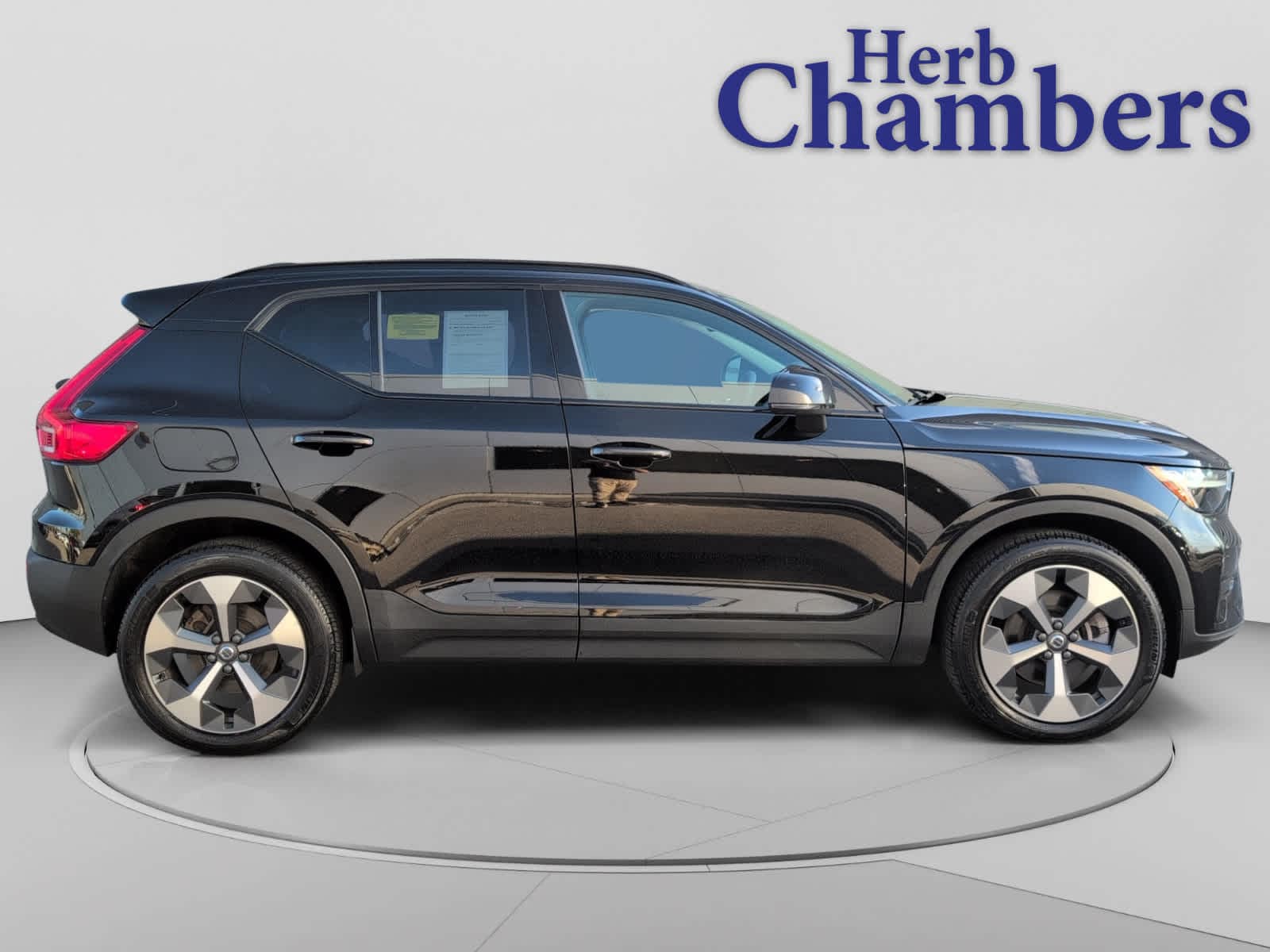 used 2024 Volvo XC40 car, priced at $31,998