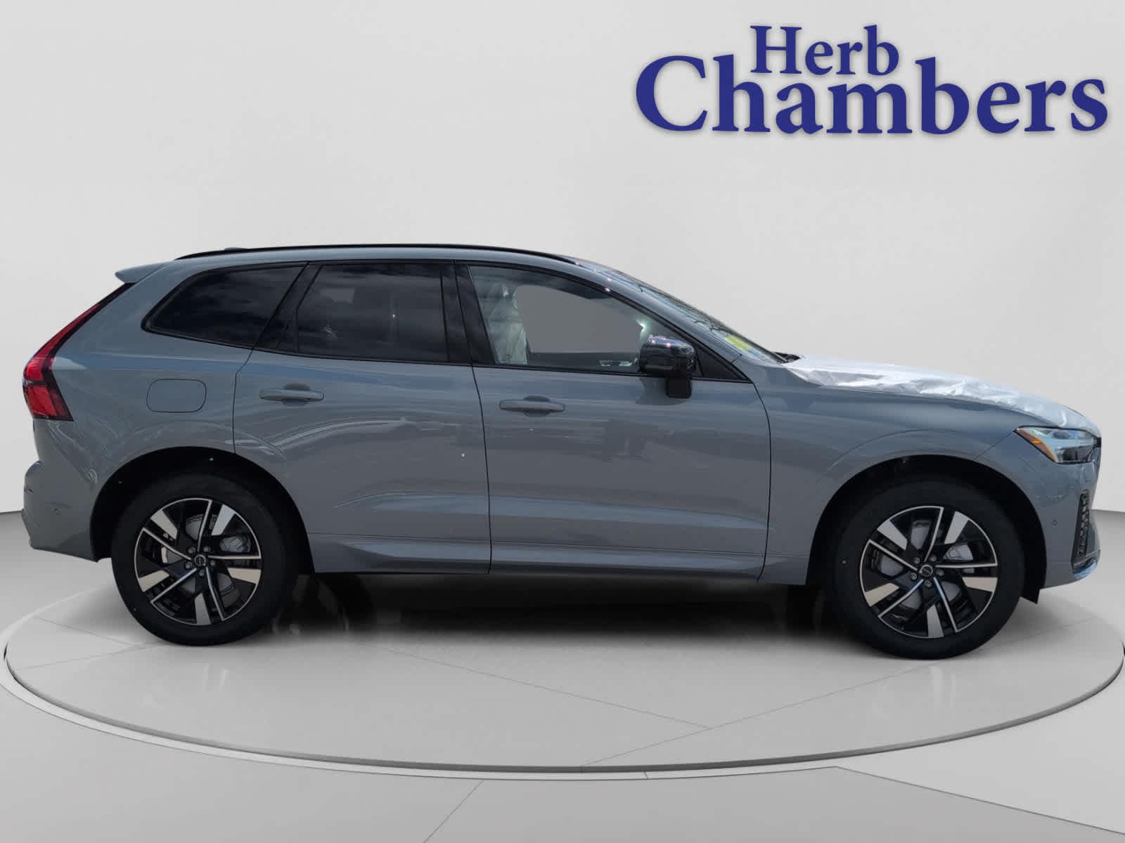 new 2026 Volvo XC60 car, priced at $57,720