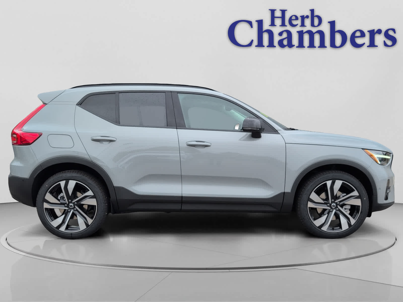 new 2026 Volvo XC40 car, priced at $53,525