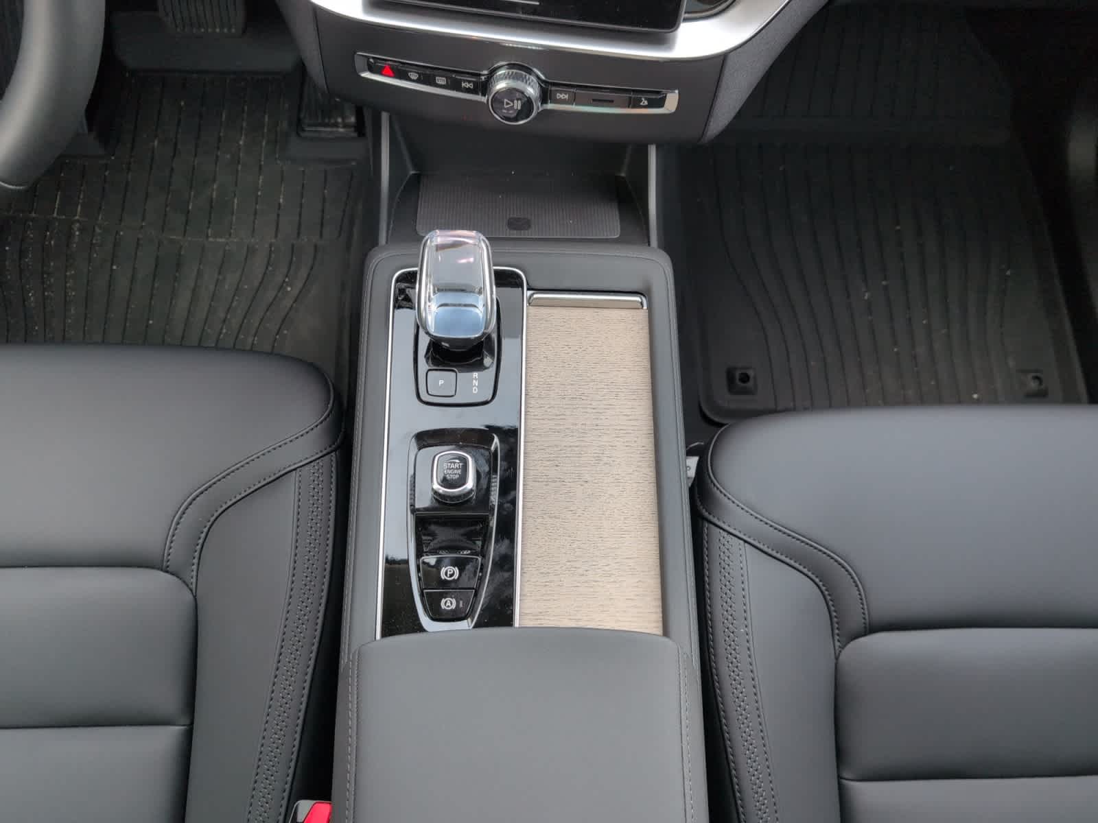 new 2026 Volvo XC90 car, priced at $72,830